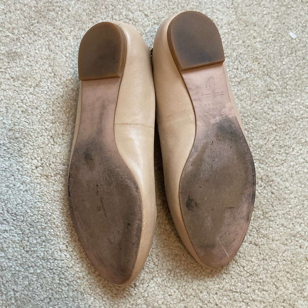 Zara Tan Flats with Gold Chain Detail - Picture 4 of 5
